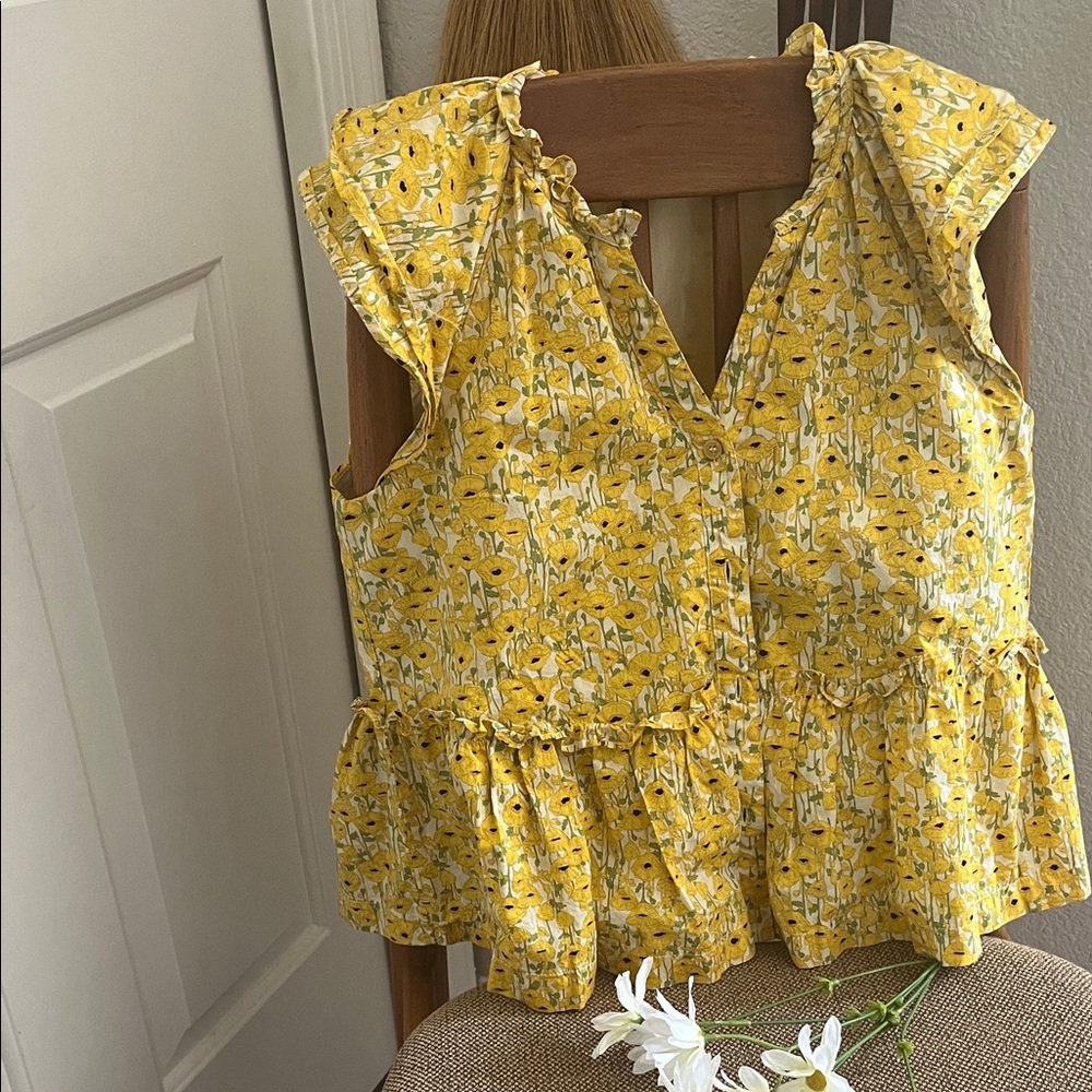 Trending Sunny Yellow Floral Sleeveless Blouse